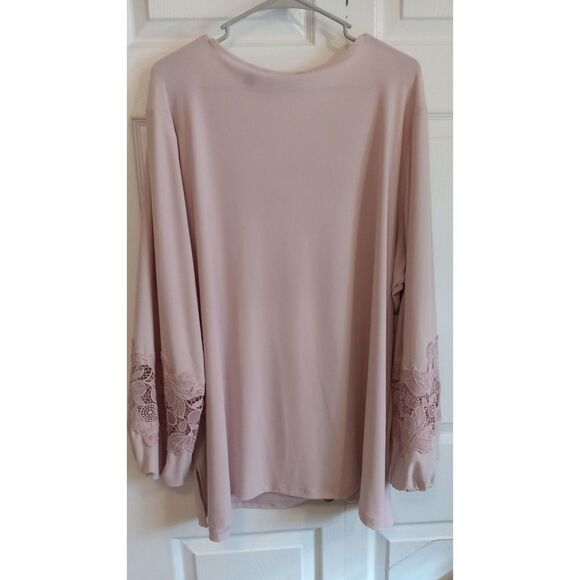 Dennis Basso Women's Caviar Crepe Lace-Trimmed Sleeves Tunic - Picture 2 of 6